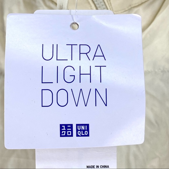 Uniqlo Women's Ultra Light Short Puffer Down Jacket - XL - Picture 5 of 7